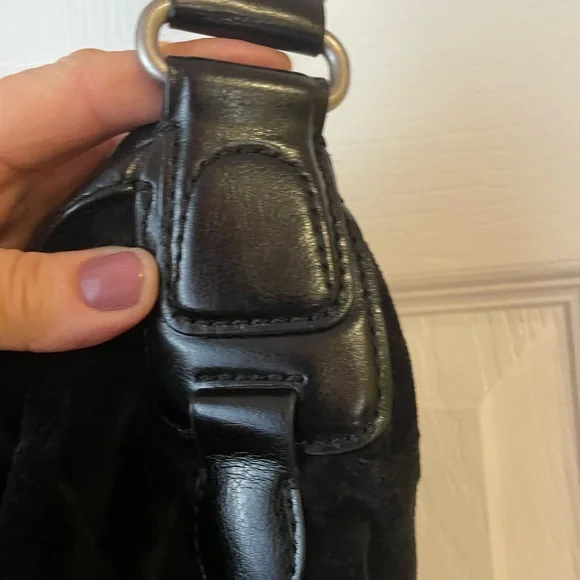 Vintage,Juicy Couture Black Velvet Shoulder Bag - Picture 4 of 11